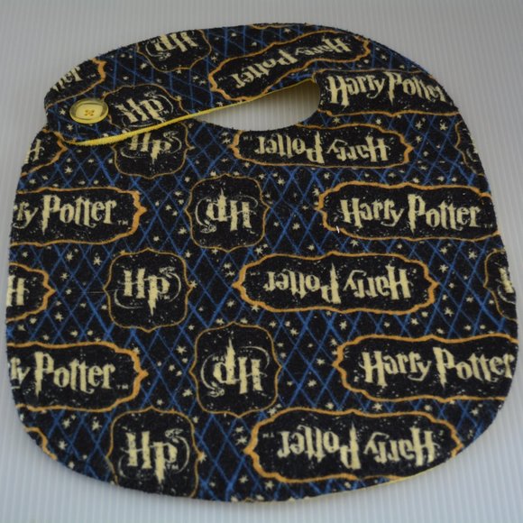Handmade Harry Potter Baby Toddler Bib Hogwarts - Picture 1 of 4